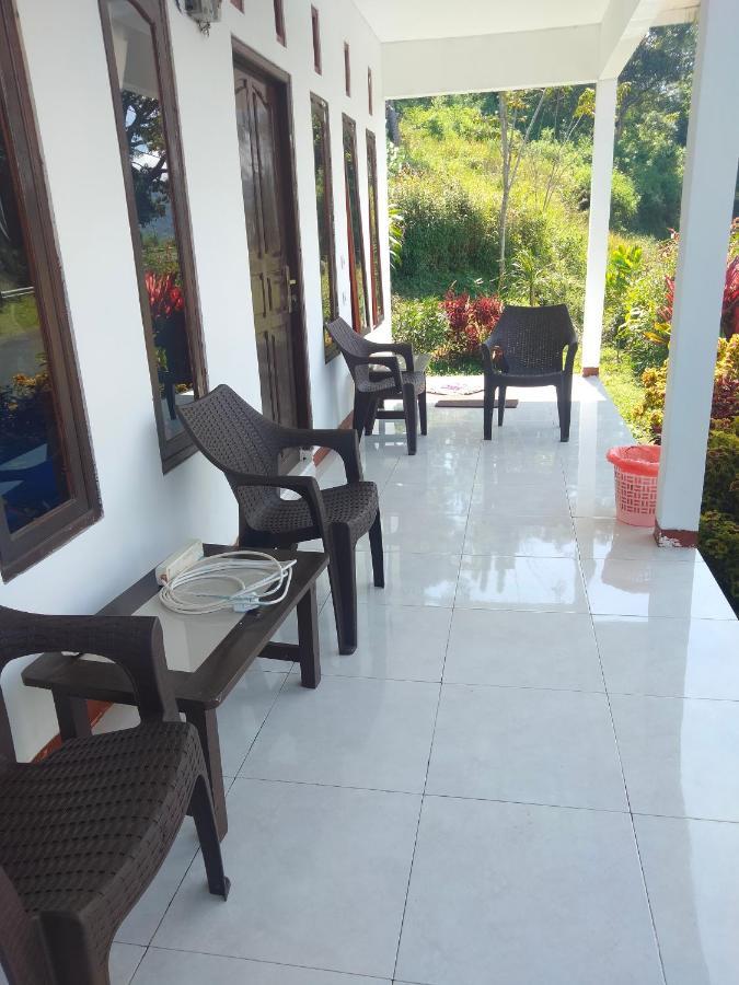 Lucky Guest House Kelimutu Exterior foto
